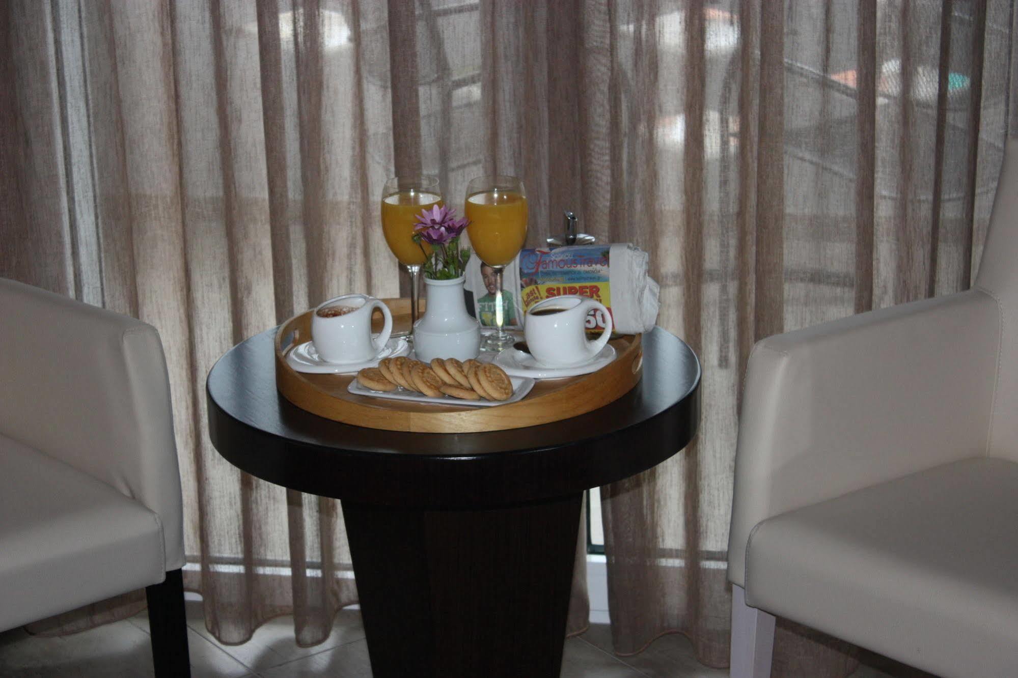Hotel Cariatis Nea Kallikrateia ภายนอก รูปภาพ