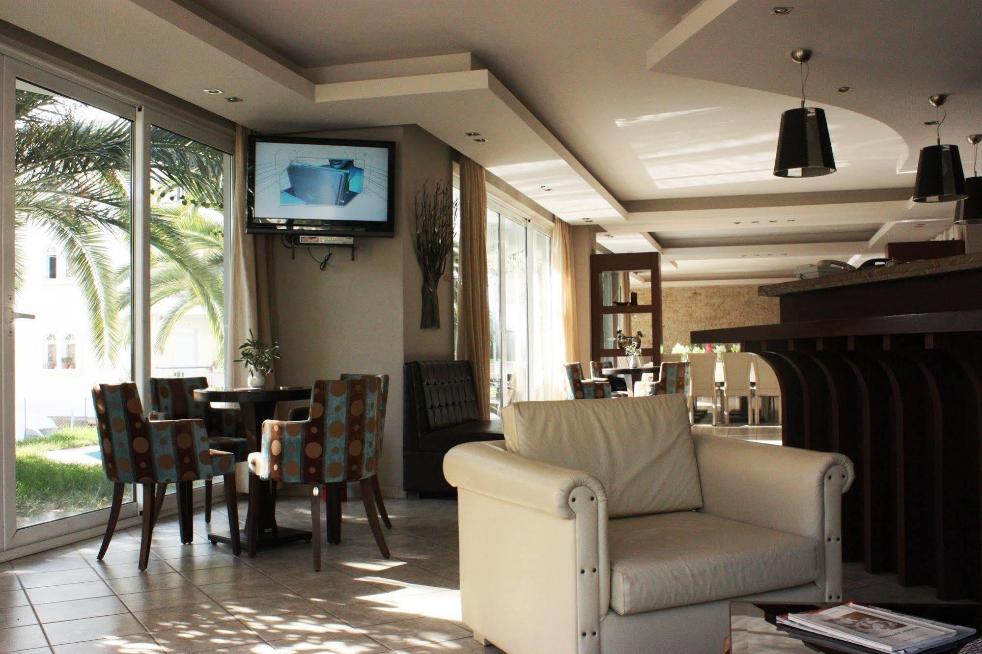 Hotel Cariatis Nea Kallikrateia ภายนอก รูปภาพ